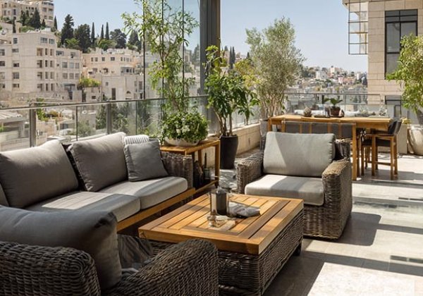 פרגולה זכוכית – המדריך המלא לשילוב זכוכית בפרגולה